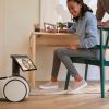 Amazon presentó Astro, un robot asistente que vigila casas